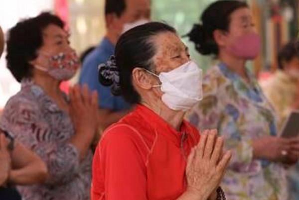 韓國疫情又爆了,中秋節成了惡性傳播事件!一天感染人數打破紀錄 韓國疫情又爆了,中秋節成了惡性傳播事件!一天感染人數打破紀錄