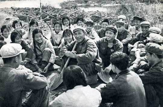 紅軍團長在河南當8年獸醫,直到中央派人來請,村民才知他真實身份