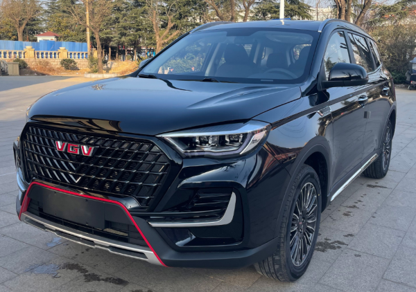 官宣丨重汽新款SUV正式上市，造型帥氣動力充沛，與傳祺GS8掰腕子