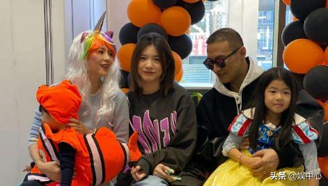 葛芸婕創業成功，直播帶貨受眾人好評，開400萬的豪車