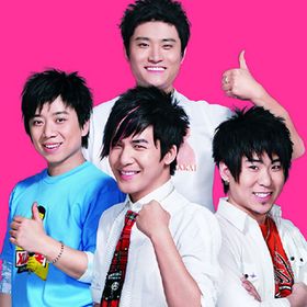 人間清醒大張偉：堅持和隊友對半分賬，拒絕黃小蕾，只寵胖媳婦兒