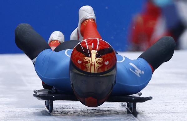 中國隊再添獎牌！冬奧會男子鋼架雪車-閆文港獲得銅牌 殷正第五