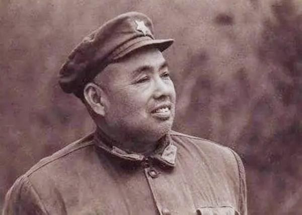 戰前軍長說:誰敢開炮就要誰的腦袋!戰鬥打響後一戰士開了一炮 戰前軍長說:誰敢開炮就要誰的腦袋!戰鬥打響後一戰士開了一炮