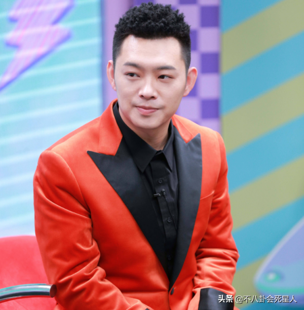 這6位歌手,靠一首歌吃一輩子,農民工因此賺上億元還買豪車 這6位歌手,靠一首歌吃一輩子,農民工因此賺上億元還買豪車