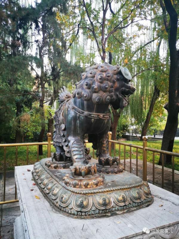 暢觀樓前的一對銅獸 百年前竟然能噴水 暢觀樓前的一對銅獸 百年前竟然能噴水