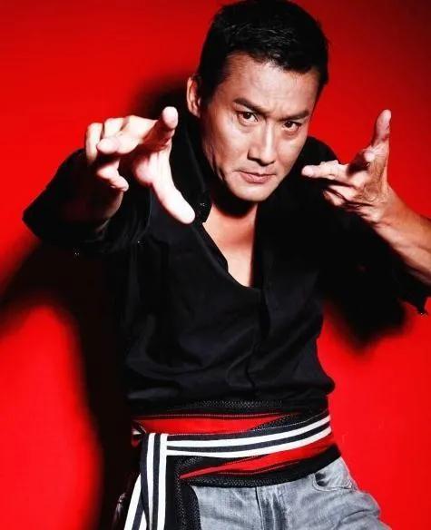 七個明星的知名文案，明知添油加醋厲害，還是忍不住駐足點贊