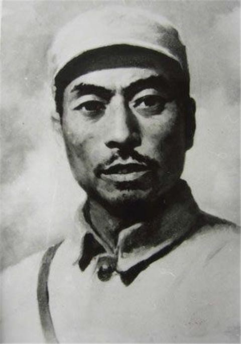 1951年，黑龍江省委派人到河南，找到一小夥說道：你父親是楊靖宇