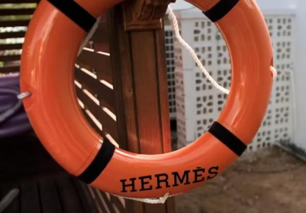 200萬買輛車，6000萬買塊車牌！壕無人性的迪拜又讓大開眼界了