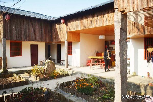 山村瓦房建成37年,村民租下花10多萬整修,有人說虧有人稱掙錢 山村瓦房建成37年,村民租下花10多萬整修,有人說虧有人稱掙錢