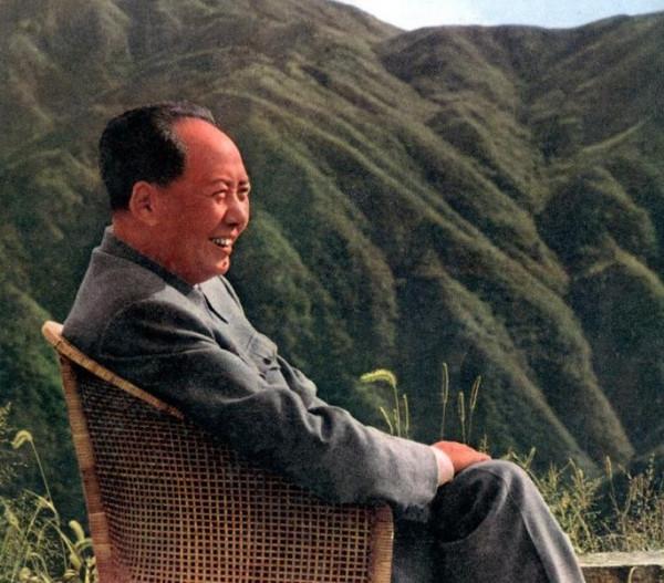 抗美援朝勝利在即，毛主席為何又調24萬大軍赴前線？事後發現高明