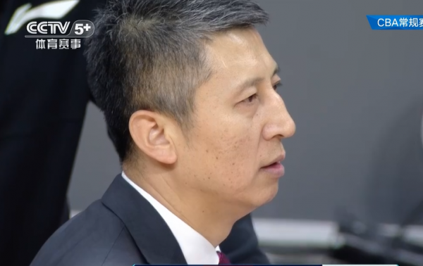 CBA排行：北京輸球排名差，黑馬7分險勝升第6，郭士強又贏了