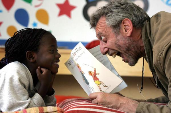 這個外國爺爺給網友帶來了無限快樂的表情包!而他的人生讓人心疼 這個外國爺爺給網友帶來了無限快樂的表情包!而他的人生讓人心疼