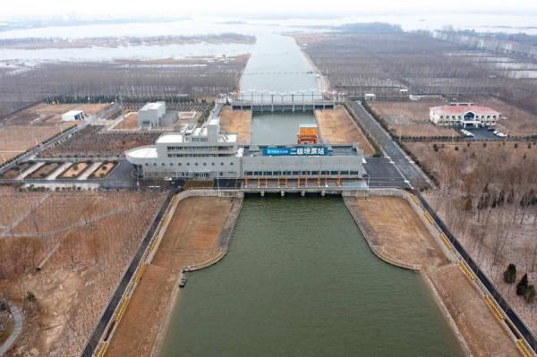 微山湖上最大的水利工程，各種閘都在這裡交匯，太壯觀了