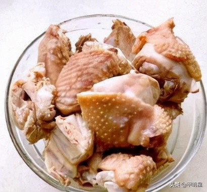 只需五步，讓你做出正宗黃燜雞