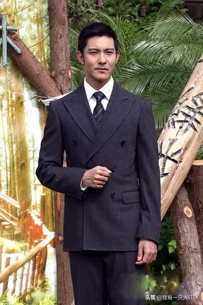 《綠光森林》歐文是最深情的騎士，可他守護的公主還是選擇了王子