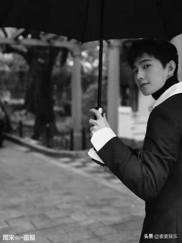 楊洋《週末畫報》少年感十足：好像節奏都慢了下來