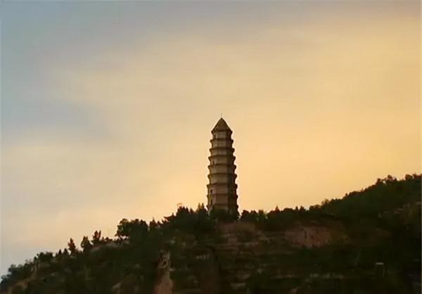 紅軍軍長歸隱江湖，臨終告訴妻子：同事們都在北平當大官