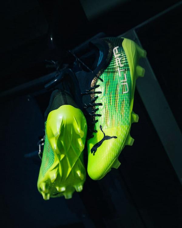 足球鞋美圖天天看！外貌鞋會 2021/10/20