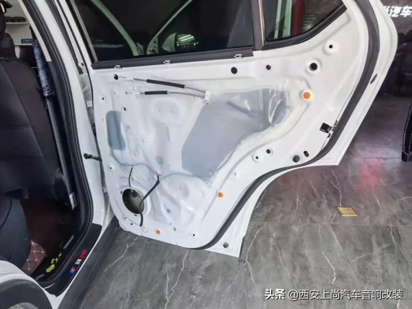 這才是旅途該有的愜意舒適,寶駿510升級德國喜力士音響&;四門隔音 這才是旅途該有的愜意舒適,寶駿510升級德國喜力士音響&;四門隔音