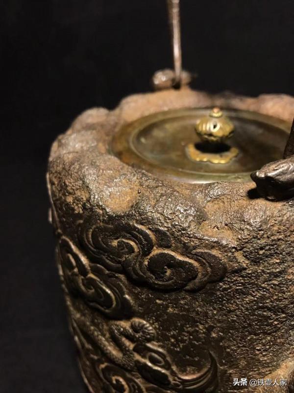 明治時期龍文堂大龍壺 上田照房造 明治時期龍文堂大龍壺 上田照房造