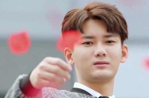 內娛“姨”化的男星巔峰PK,誰成了真正的大媽,誰讓人直接噴飯? 內娛“姨”化的男星巔峰PK,誰成了真正的大媽,誰讓人直接噴飯?