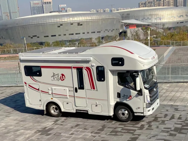 卡居一號劃重點了！7大亮點詳細剖析美景美家年度黑馬平頭輕卡