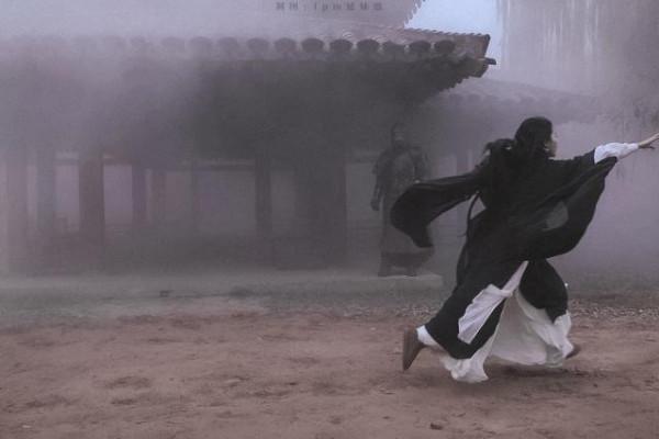 《銅雀臺》中的劉亦菲，翩若驚鴻，美得讓人驚豔