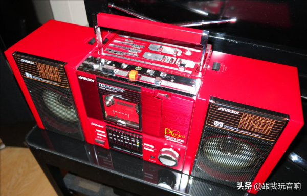 日本維克多公司VICTOR PC100可拆卸盒式錄音機 日本維克多公司VICTOR PC100可拆卸盒式錄音機