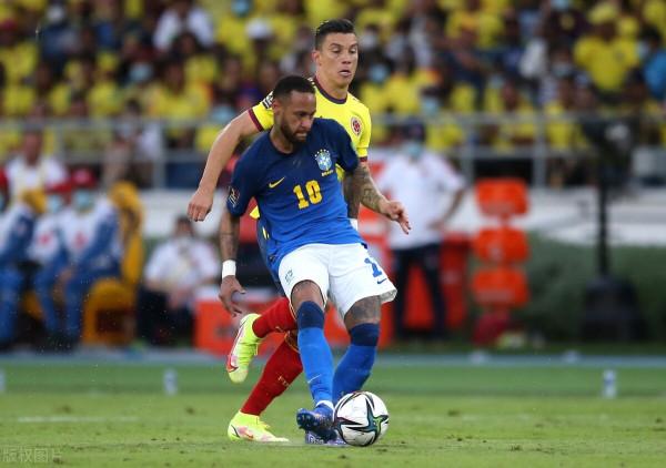 世預賽-內馬爾啞火 巴西0-0客平哥倫比亞九連勝終結 法爾考進球無效 世預賽-內馬爾啞火 巴西0-0客平哥倫比亞九連勝終結 法爾考進球無效