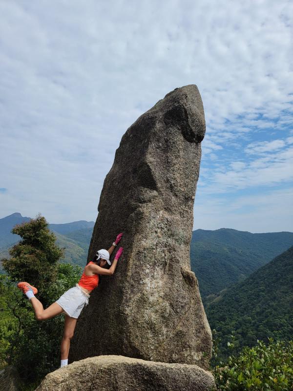 探險香港陽元石，路途崎嶇比較危險，需要資深的行山人士帶路