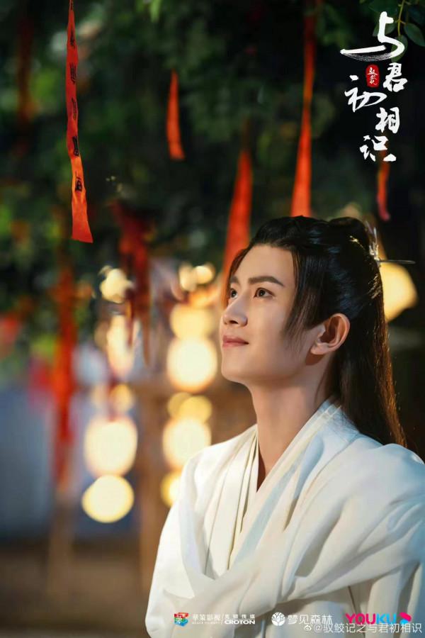 《聞香識公子》被群嘲？景甜被修成大頭娃娃魚，龔俊懸浮外太空？