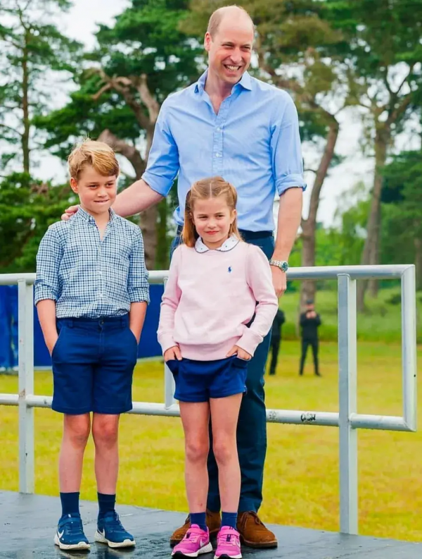 劍橋三小隻美了!有三個聖誕節可過,凱特還會為三寶準備心儀禮物 劍橋三小隻美了!有三個聖誕節可過,凱特還會為三寶準備心儀禮物