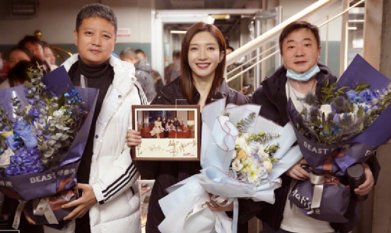 《歡樂頌3》殺青！江疏影曬新五美合影，演員大換血恐失收視率