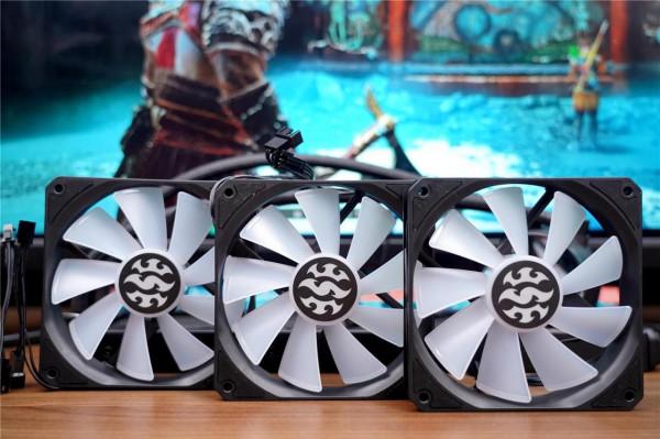 無限映象,靜音水泵,這次的威剛XPG 霜盾ARGB360水冷玩的有點嗨 無限映象,靜音水泵,這次的威剛XPG 霜盾ARGB360水冷玩的有點嗨