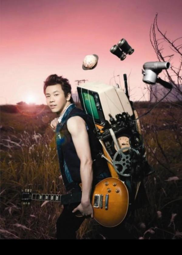 出軌前和出軌後的對比，這還是那個流行天王陶喆嗎