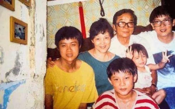 張雨生短暫而傳奇的一生，曾發掘張惠妹，去世後女友為其苦守十年