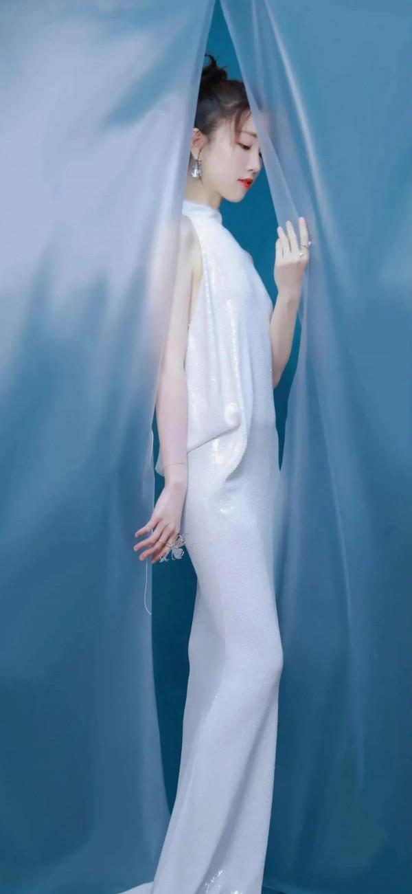 張純燁 全面屏 腿精桌布 張純燁 全面屏 腿精桌布