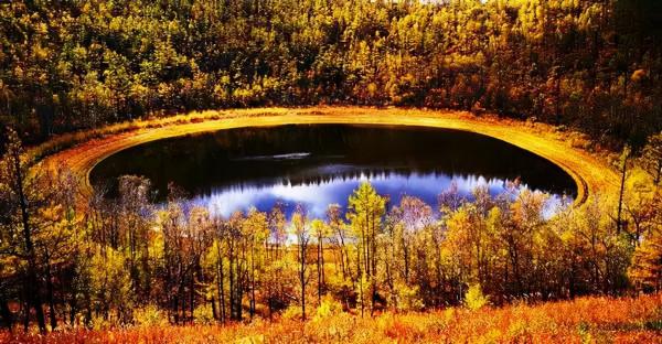 11月，全國最美的12個地方，沒有太多的遊人，卻有濃烈的美景