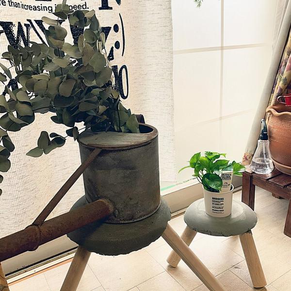 用水泥做 DIY 的材料,製作出來的飾品,可以用到室內裝飾上 用水泥做 DIY 的材料,製作出來的飾品,可以用到室內裝飾上