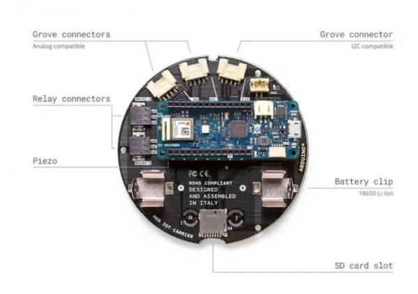 Arduino MKR IoT載板,可以為IoT專案嵌入顯示器、感測器和I/O Arduino MKR IoT載板,可以為IoT專案嵌入顯示器、感測器和I/O