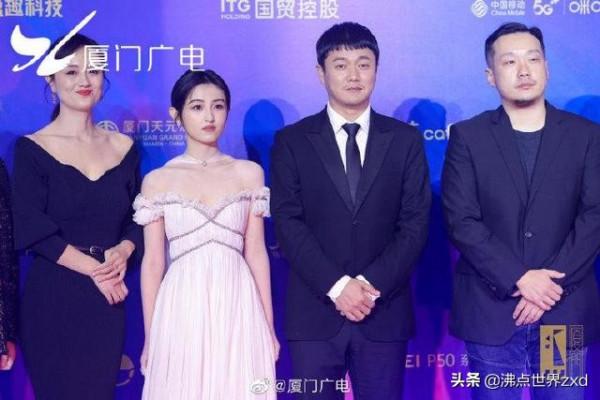 直擊金雞獎紅毯，誰的顏值比較能打？