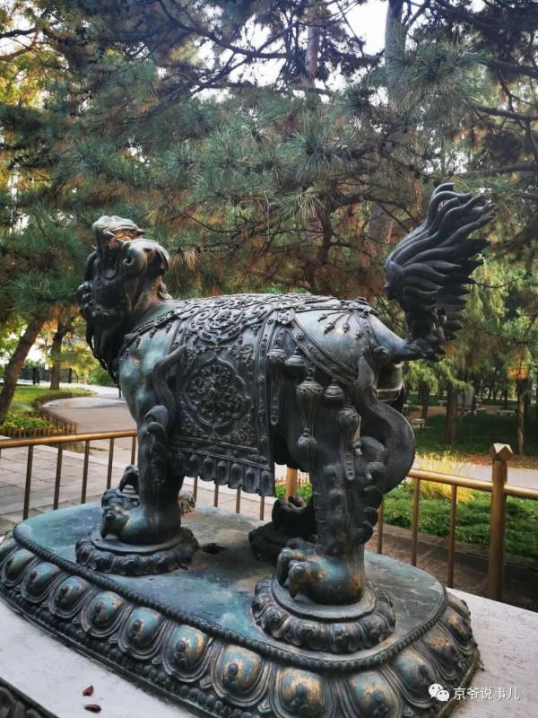 暢觀樓前的一對銅獸 百年前竟然能噴水 暢觀樓前的一對銅獸 百年前竟然能噴水