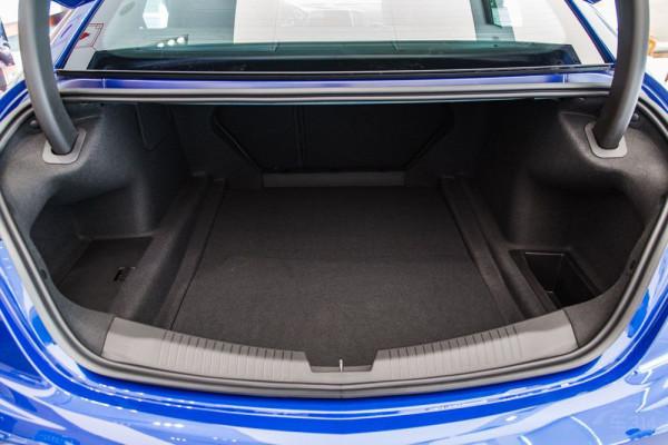 二線豪華品牌家轎怎麼選？文中會給您答案