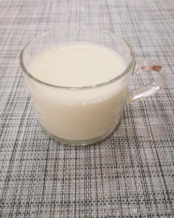 中式熱狗這樣做，不煎不炸，搭配燕麥，鬆軟肉味濃，低脂又飽腹