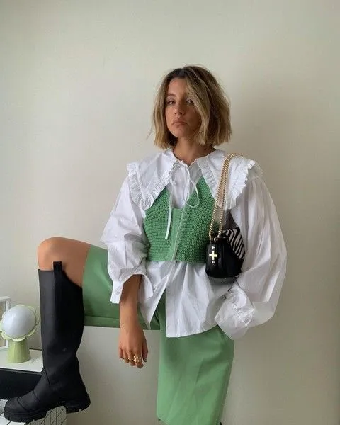 襯衫搭毛背心才是純欲天花板吧