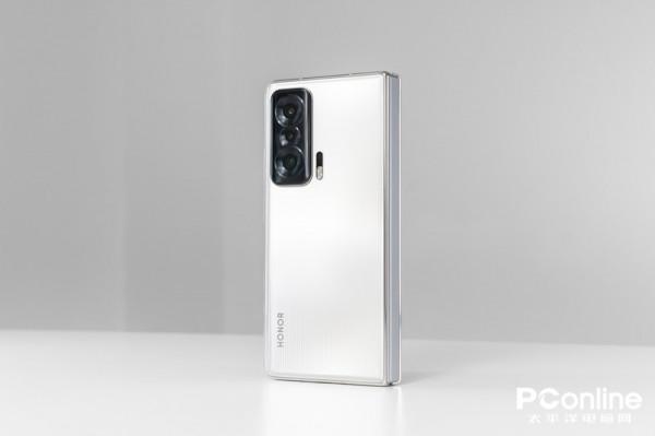 三款內外兼修的手機，看看它們如何獲得使用者的喜愛