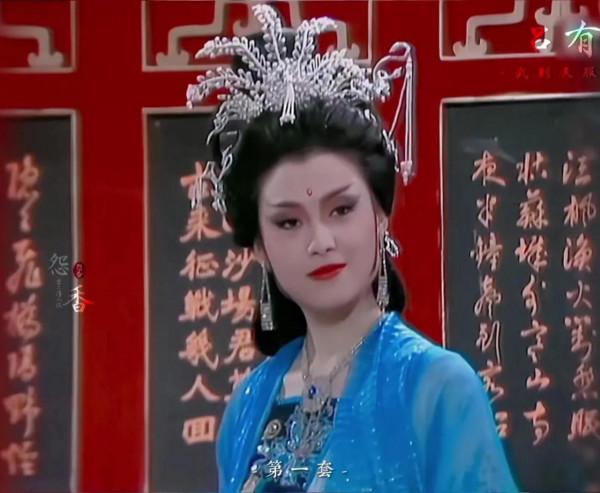 審美倒退！10位冷門老奶奶告訴你，巔峰期的香港古裝美人有多驚豔