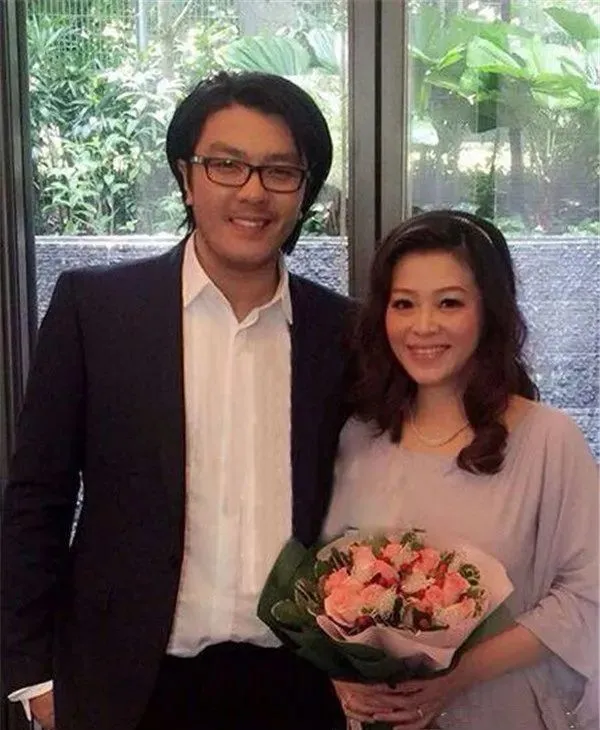 曾經一首《北京歡迎你》，看幾十位明星浮沉