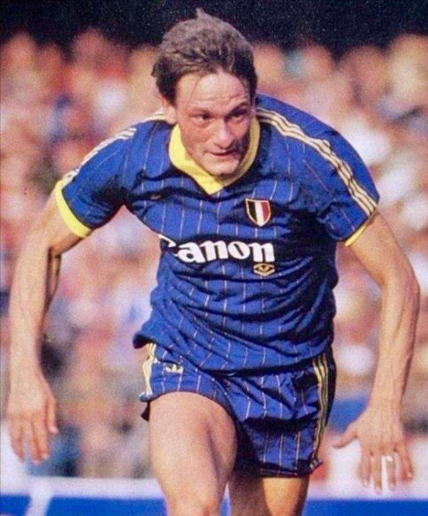 這就是足球的童話：丹麥足球歷史最佳陣容，大小勞德魯普領銜