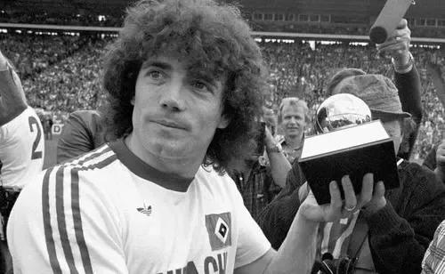 天生贏家！獲得金球獎的最佳教練！有些人註定就是焦點